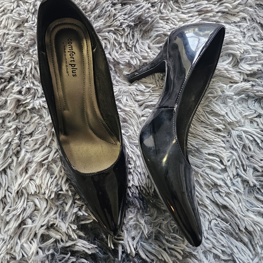 Comfort Plus by Predictions Glossy Black Heels